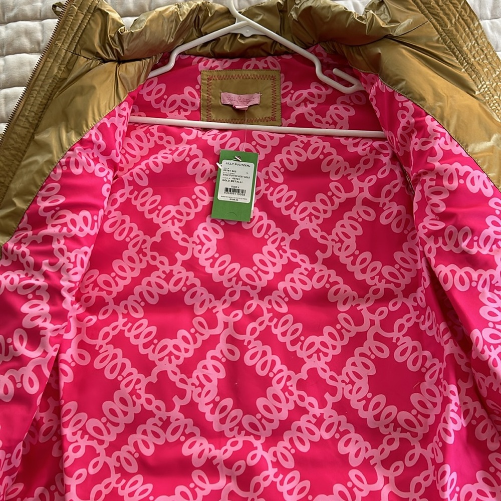 Lilly Pulitzer Sage puffer midi vest in gold. Size Large NWT - Picture 5 of 8